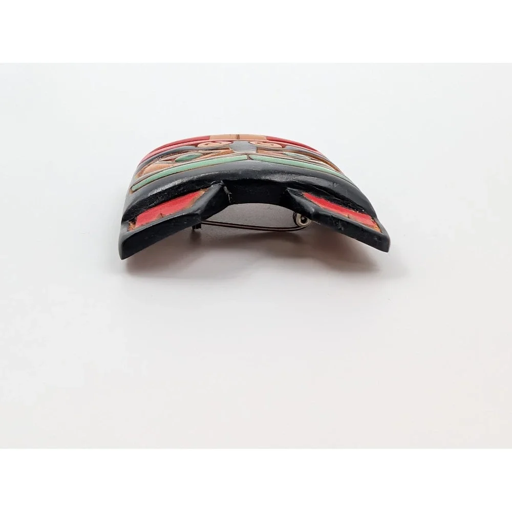 Artie George Signed Beaver Mask Brooch Carved Yellow Cedar Salish‎ First Nations